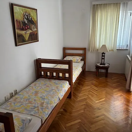 بيت للعطل Vionica