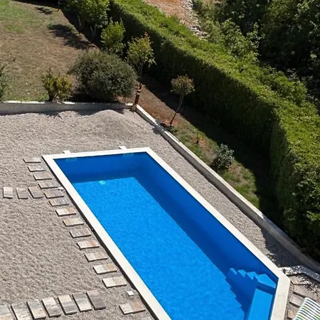 Vionica - Peace & Pool Prázdninový dům